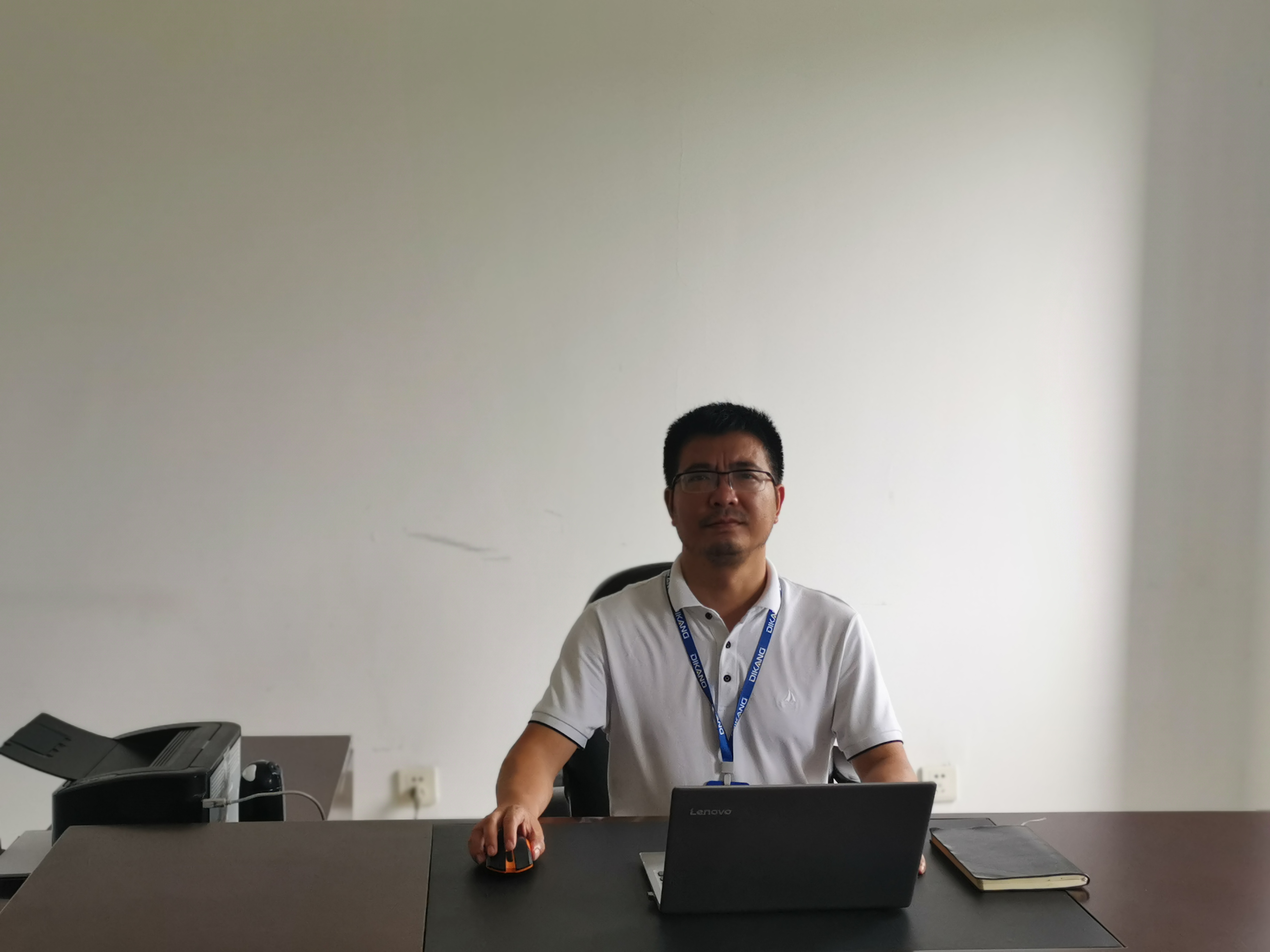 【K8·凯发(中国)天生赢家·一触即发药业30周年人物专访】同心30载 同行K8·凯发(中国)天生赢家·一触即发人——（十一）贺东：为公司安全生产保驾护航