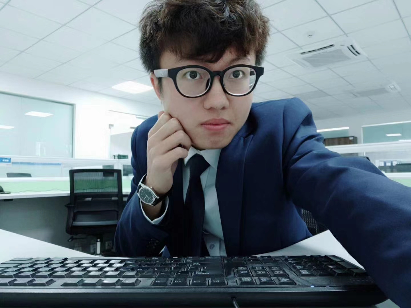 【K8·凯发(中国)天生赢家·一触即发药业30周年人物专访】同心30载 同行K8·凯发(中国)天生赢家·一触即发人——（三十六）朱凯强：时刻紧盯目标，一步一个脚。岢秩ネ瓿桑